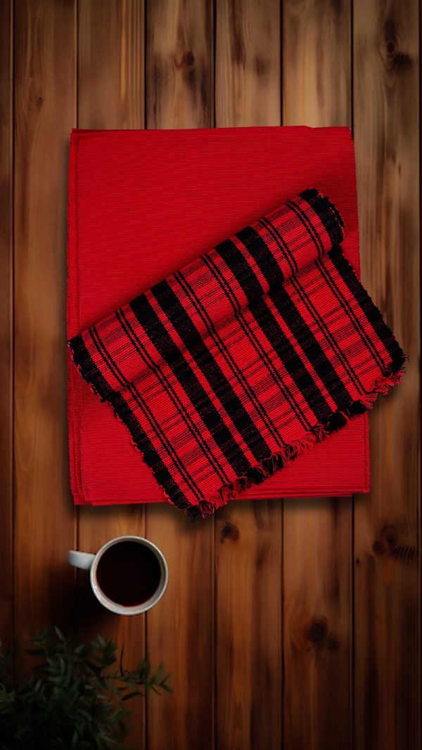 Dining Table Set – 1 Runner + 6 Matching Placemats