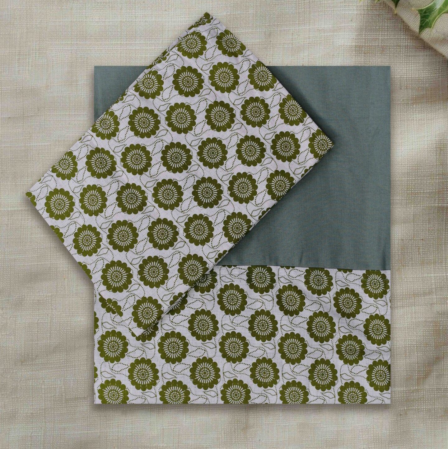 Durable thick cotton queen size bedsheet