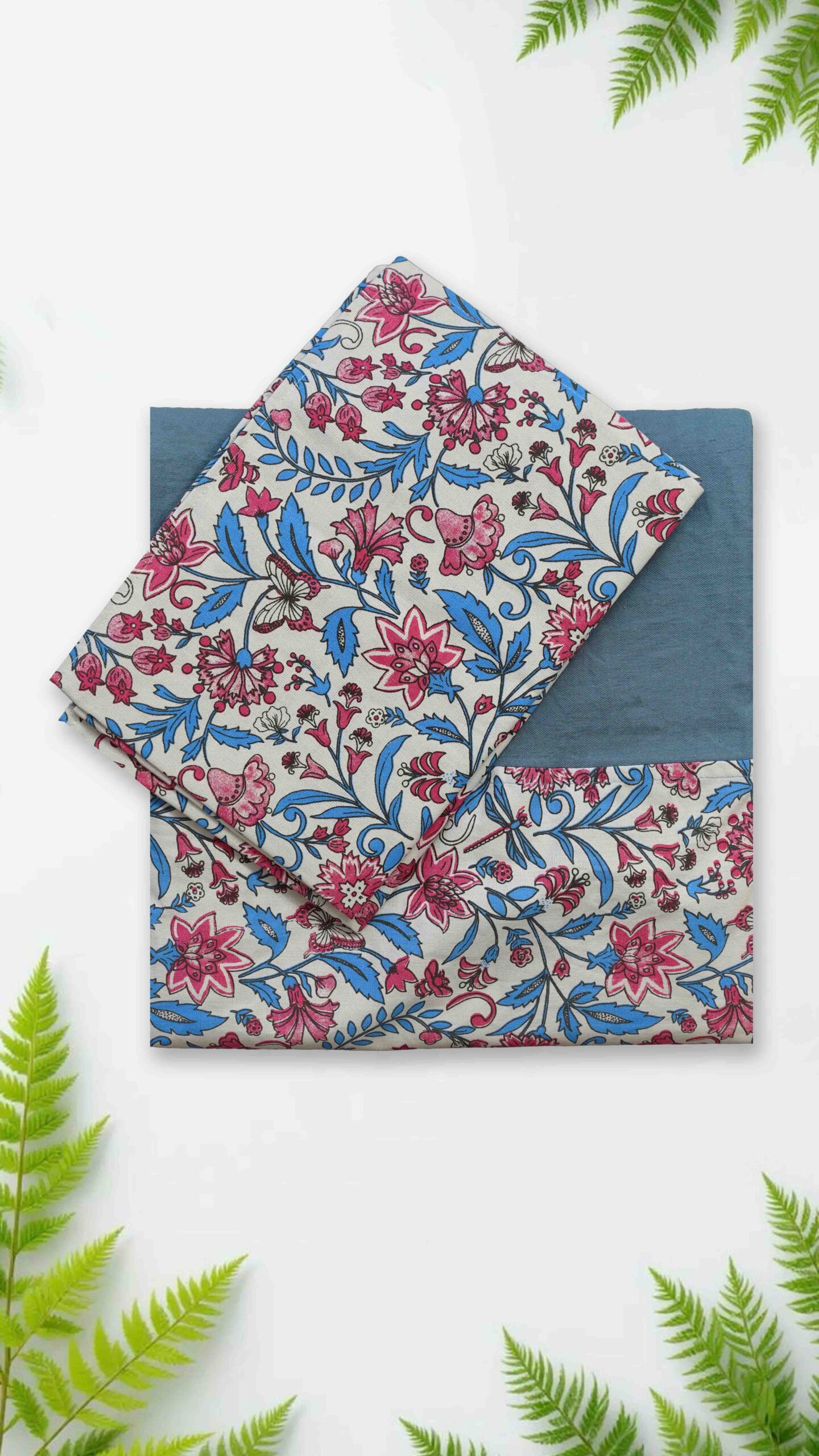 Traditional Handloom Cotton Queen Size Border Bedsheet with 2 Pillow Covers